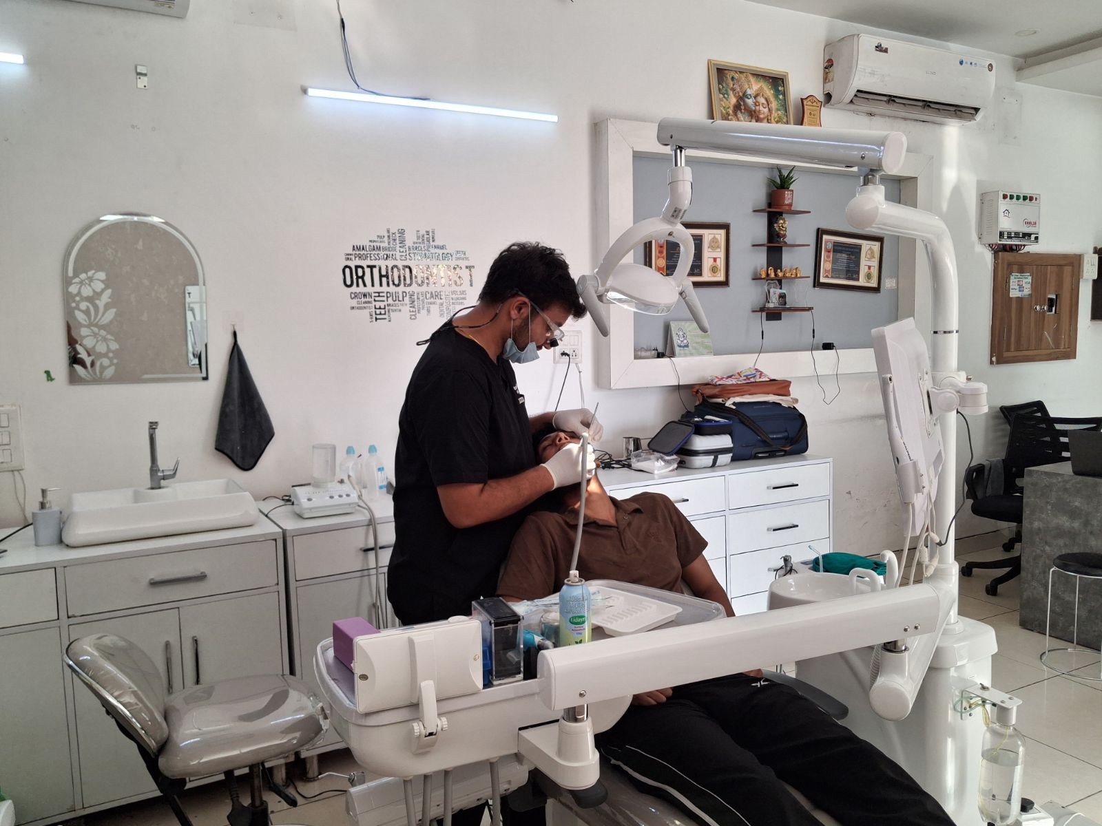 Smile makeover with veneers